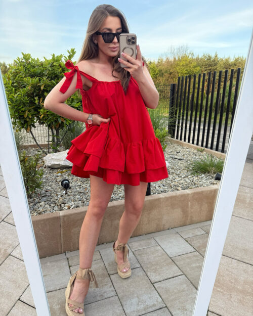 Larysa Red