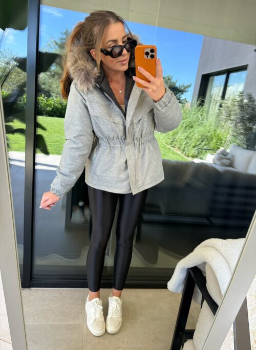 Taliowana parka Carla