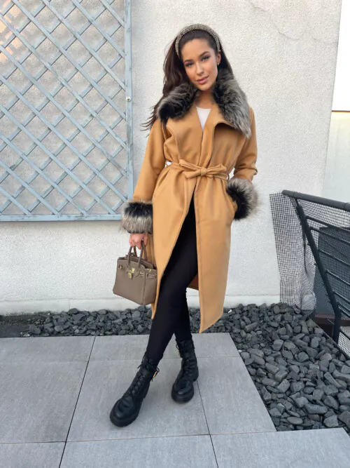 Płaszcz Sofija camel