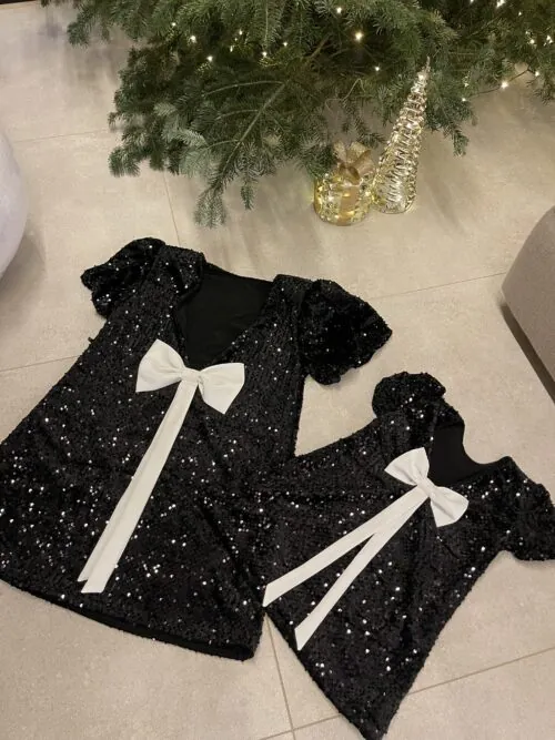Cekinowa sukienka Santa